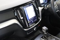 USED 2019 19 VOLVO V60 2.0 D3 Momentum Plus Auto Euro 6 (s/s) 5dr FULL VOLVO MAIN DEALER HISTORY