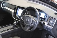 USED 2019 19 VOLVO V60 2.0 D3 Momentum Plus Auto Euro 6 (s/s) 5dr FULL VOLVO MAIN DEALER HISTORY
