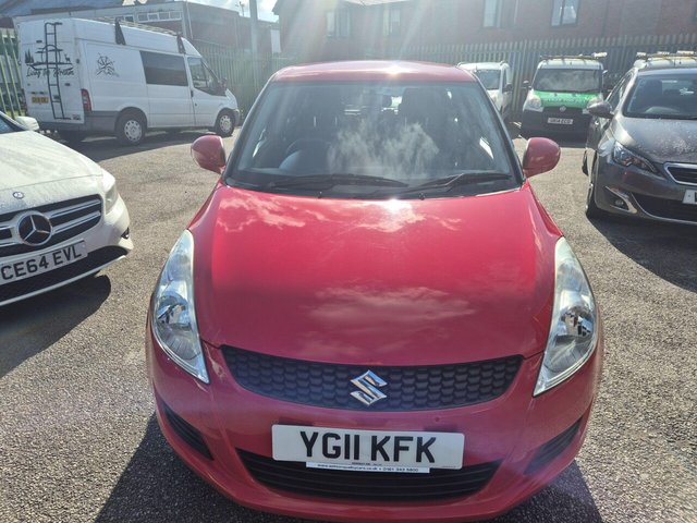2011 SUZUKI SWIFT - Photo 8