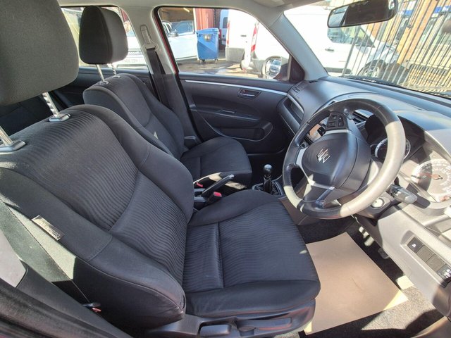 2011 SUZUKI SWIFT - Photo 12