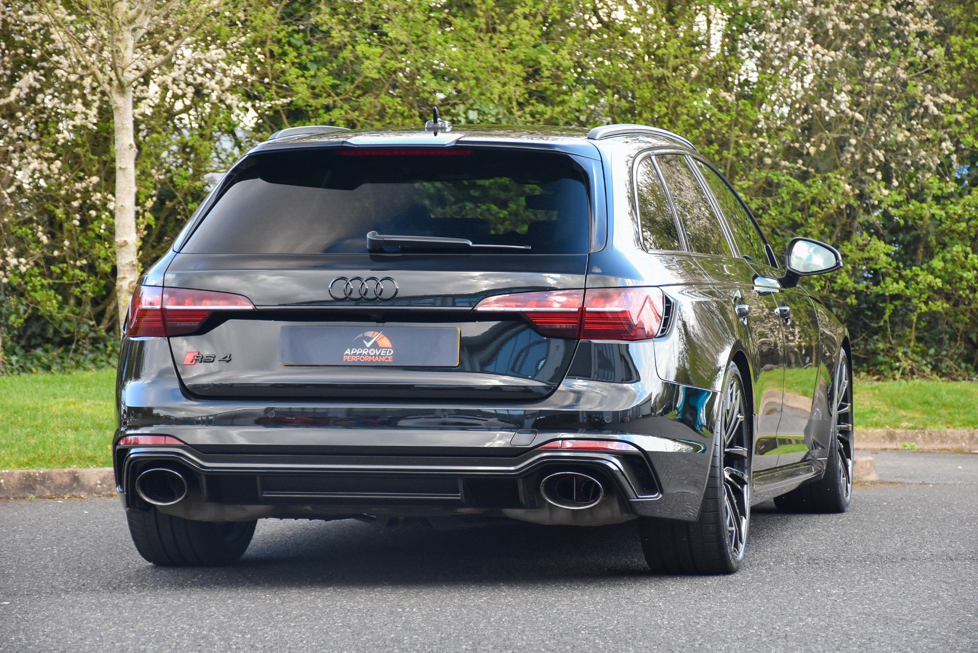 USED 2021 71 AUDI RS4 AVANT 2.9 TFSI V6 Carbon Black Estate 5dr Petrol Tiptronic quattro Euro 6 (s/s) (450 ps) 