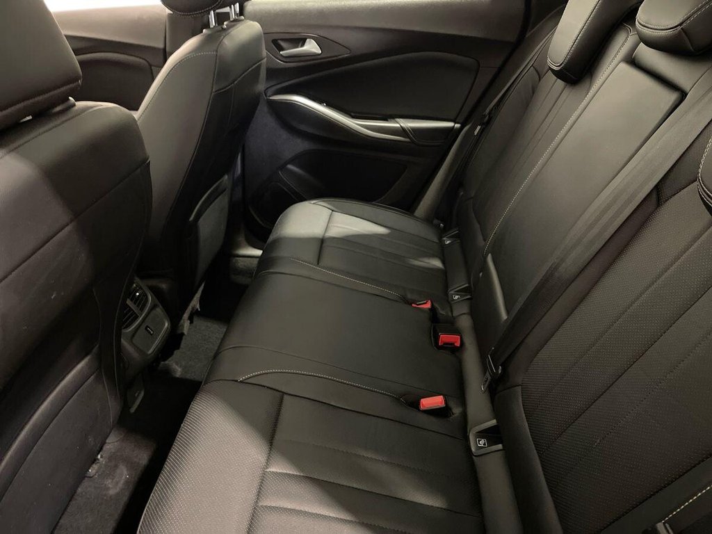 USED 2019 69 VAUXHALL GRANDLAND X 1.2 Turbo Elite Nav SUV 5dr Petrol Manual 6Spd Euro 6 (s/s) (130 ps) APPLE CAR PLAY AND ANDROID AUTO