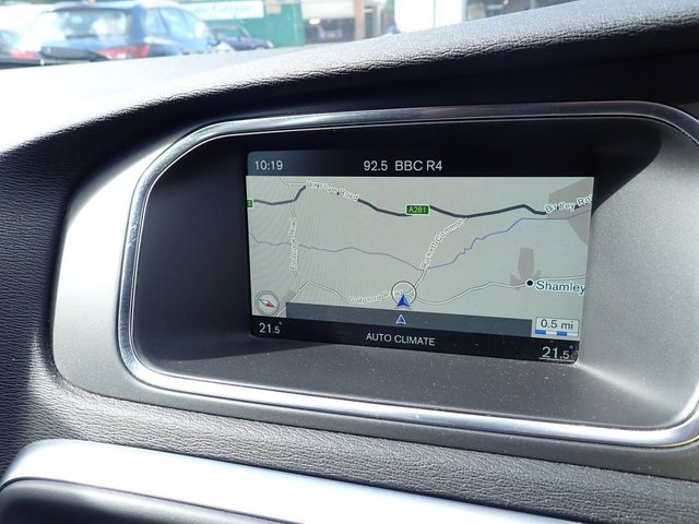 2016 VOLVO V40 - Photo 7