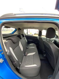 USED 2015 65 DACIA SANDERO STEPWAY 0.9 TCe Laureate Hatchback 5dr Petrol Manual Euro 6 (s/s) (90 ps) drives superb