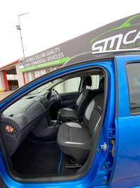 USED 2015 65 DACIA SANDERO STEPWAY 0.9 TCe Laureate Hatchback 5dr Petrol Manual Euro 6 (s/s) (90 ps) drives superb