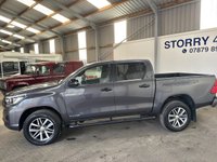 USED 2020 70 TOYOTA HI-LUX 2.4 D-4D Invincible X Pickup Double Cab 4dr Diesel Manual 4WD Euro 6 (s/s) (TSS) (150 ps) REVERSE CAMERA+AIR CON+LEATHER