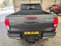 USED 2020 70 TOYOTA HI-LUX 2.4 D-4D Invincible X Pickup Double Cab 4dr Diesel Manual 4WD Euro 6 (s/s) (TSS) (150 ps) REVERSE CAMERA+AIR CON+LEATHER