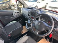 USED 2017 59 PEUGEOT PARTNER TEPEE 1.2 PureTech Outdoor MPV 5dr Petrol Manual Euro 6 (s/s) (110 ps) SERVICE HISTORY-8 STAMPS-DAB-APPLE/ANDROID CAR PLAY-ALLOYS-A/C