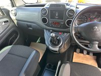 USED 2017 59 PEUGEOT PARTNER TEPEE 1.2 PureTech Outdoor MPV 5dr Petrol Manual Euro 6 (s/s) (110 ps) SERVICE HISTORY-8 STAMPS-DAB-APPLE/ANDROID CAR PLAY-ALLOYS-A/C