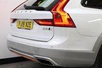 USED 2019 19 VOLVO V90 Cross Country 2.0 D4 Volvo Ocean Race Auto AWD Euro 6 (s/s) 5dr FULL VOLVO MAIN DEALER HISTORY