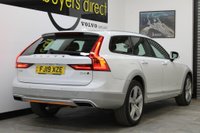 USED 2019 19 VOLVO V90 Cross Country 2.0 D4 Volvo Ocean Race Auto AWD Euro 6 (s/s) 5dr FULL VOLVO MAIN DEALER HISTORY