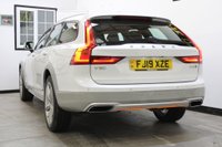 USED 2019 19 VOLVO V90 Cross Country 2.0 D4 Volvo Ocean Race Auto AWD Euro 6 (s/s) 5dr FULL VOLVO MAIN DEALER HISTORY