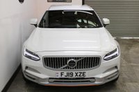 USED 2019 19 VOLVO V90 Cross Country 2.0 D4 Volvo Ocean Race Auto AWD Euro 6 (s/s) 5dr FULL VOLVO MAIN DEALER HISTORY