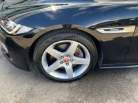 USED 2019 19 JAGUAR XE 2.0i GPF R-Sport Saloon 4dr Petrol Auto Euro 6 (s/s) (200 ps) DRIVE SUPERB