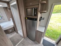 USED 2021 COMPASS CAMINO 660 Caravan 