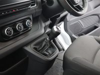 USED 2022 22 RENAULT TRAFIC 2.0 dCi Blue LL30 Business+ Panel Van 5dr Diesel Manual L2 H1 Euro 6 (s/s) (150 ps) EASYLINK NAV | APPLE CARPLAY