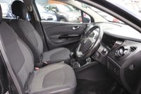 USED 2016 66 RENAULT CAPTUR 1.5 dCi ENERGY Dynamique Nav SUV 5dr Diesel Manual Euro 6 (s/s) (90 ps) 