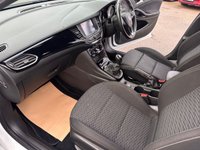 USED 2019 69 VAUXHALL ASTRA 1.4i Turbo SRi VX Line Nav Hatchback 5dr Petrol Manual Euro 6 (s/s) (150 ps) DAB-APPLE/ANDROID CAR PLAY-A/C-18 INCH ALLOYS-VX LINE STYLING PACK
