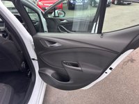 USED 2019 69 VAUXHALL ASTRA 1.4i Turbo SRi VX Line Nav Hatchback 5dr Petrol Manual Euro 6 (s/s) (150 ps) DAB-APPLE/ANDROID CAR PLAY-A/C-18 INCH ALLOYS-VX LINE STYLING PACK