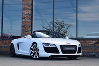 USED 2011 11 AUDI R8 5.2 FSI V10 Spyder 2dr Petrol Manual quattro Euro 4 (525 ps) MANUAL / CARBON INLAYS / FSH