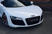 USED 2011 11 AUDI R8 5.2 FSI V10 Spyder 2dr Petrol Manual quattro Euro 4 (525 ps) MANUAL / CARBON INLAYS / FSH