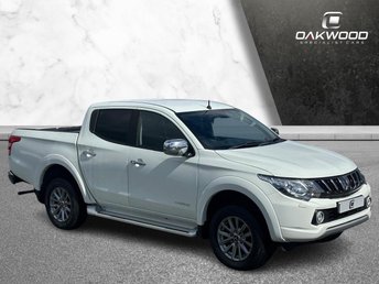 2017 MITSUBISHI L200