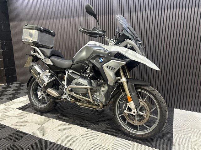 View our BMW R 1200 GS