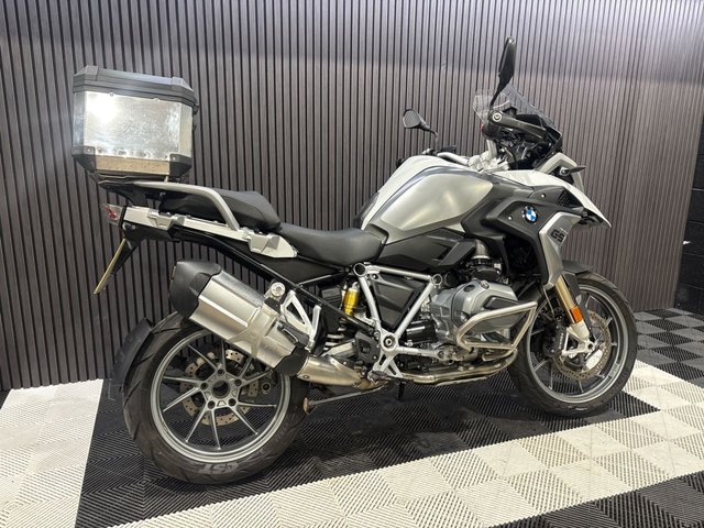 View our BMW R 1200 GS