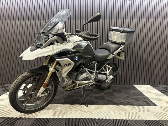 View our BMW R 1200 GS