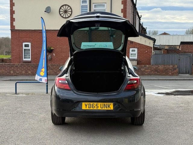 2015 VAUXHALL INSIGNIA 1.6 CDTi ecoFLEX Design Nav Hatchback 5dr Diesel Manual Euro 6 (s/s) (136 ps) - Photo 10