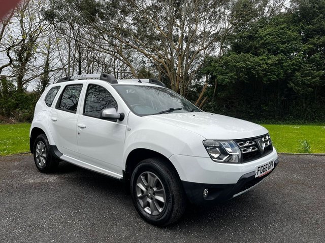 View our Dacia Duster 1.5 dCi Laureate SUV 5dr Diesel Manual Euro 6 (s/s) (110 ps)