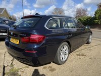 USED 2015 15 BMW 5 SERIES 2.0 520d SE Touring Imperial Blue