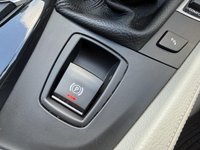 USED 2015 15 BMW 5 SERIES 2.0 520d SE Touring Imperial Blue