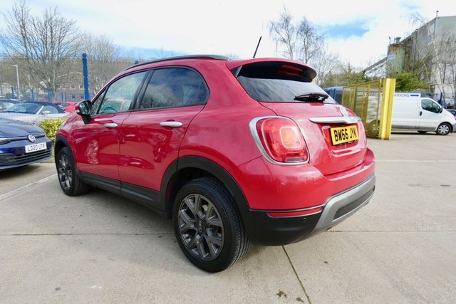 2016 FIAT 500X - Photo 6