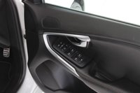 USED 2015 65 VOLVO V40 2.0 D2 R-Design Hatchback 5dr Diesel Manual Euro 6 (s/s) (120 ps) 