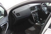 USED 2015 65 VOLVO V40 2.0 D2 R-Design Hatchback 5dr Diesel Manual Euro 6 (s/s) (120 ps) 