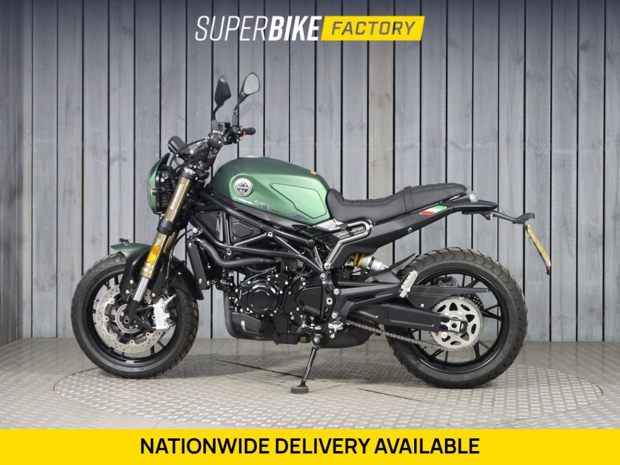 BENELLI Leoncino 800