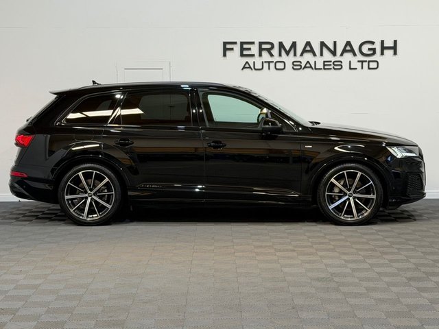 View our AUDI Q7