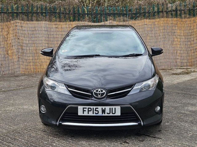 2015 TOYOTA AURIS - Photo 2