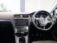 USED 2018 18 VOLKSWAGEN GOLF 1.4 TSI SE Hatchback 5dr Petrol Manual Euro 6 (s/s) (125 ps) AWARD WINNING DEALERSHIP