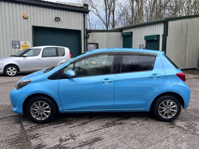 2015 TOYOTA YARIS - Photo 10