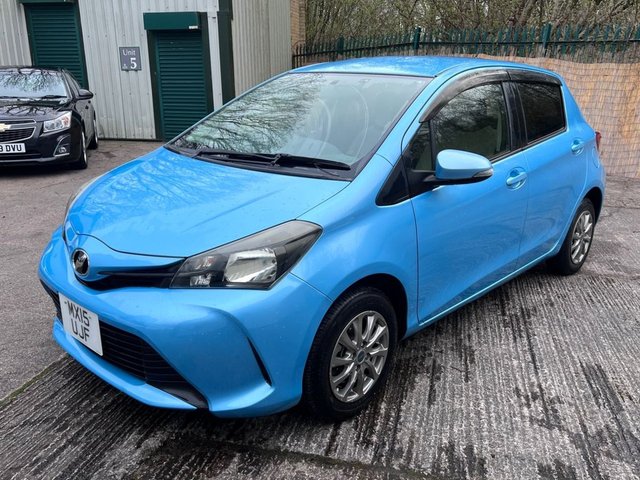 2015 TOYOTA YARIS - Photo 3