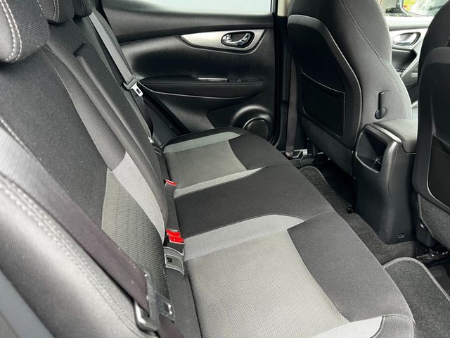 2017 NISSAN QASHQAI - Photo 5