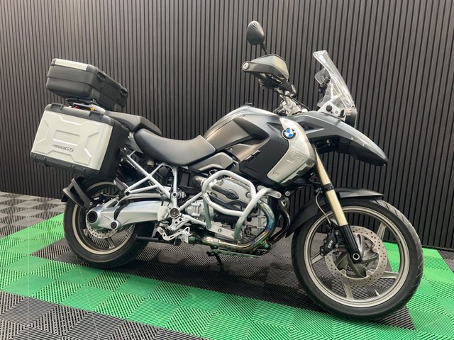 View our BMW R 1200 GS