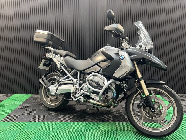 View our BMW R 1200 GS