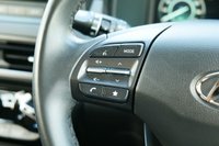 USED 2023 23 HYUNDAI KONA 1.0 T-GDi MHEV SE Connect SUV 5dr Petrol Hybrid Manual Euro 6 (s/s) (120 ps) ABYSS BLACK PAINTWORK + APPLE CARPLAY + ANDROID AUTO