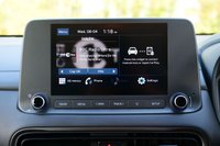 USED 2023 23 HYUNDAI KONA 1.0 T-GDi MHEV SE Connect SUV 5dr Petrol Hybrid Manual Euro 6 (s/s) (120 ps) ABYSS BLACK PAINTWORK + APPLE CARPLAY + ANDROID AUTO