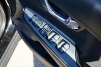USED 2023 23 HYUNDAI KONA 1.0 T-GDi MHEV SE Connect SUV 5dr Petrol Hybrid Manual Euro 6 (s/s) (120 ps) ABYSS BLACK PAINTWORK + APPLE CARPLAY + ANDROID AUTO