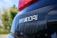 USED 2023 23 HYUNDAI KONA 1.0 T-GDi MHEV SE Connect SUV 5dr Petrol Hybrid Manual Euro 6 (s/s) (120 ps) ABYSS BLACK PAINTWORK + APPLE CARPLAY + ANDROID AUTO
