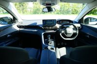 USED 2022 72 PEUGEOT 3008 1.2 PureTech Allure Premium + SUV 5dr Petrol Manual Euro 6 (s/s) (130 ps) CUMULUS GREY METALLIC PAINTWORK + APPLE CARPLAY + ANDROID AUTO